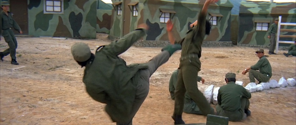 OS QUATRO VALENTES DO KUNG FU (BRRIP/LEGENDADO/1080P) - 1972 3