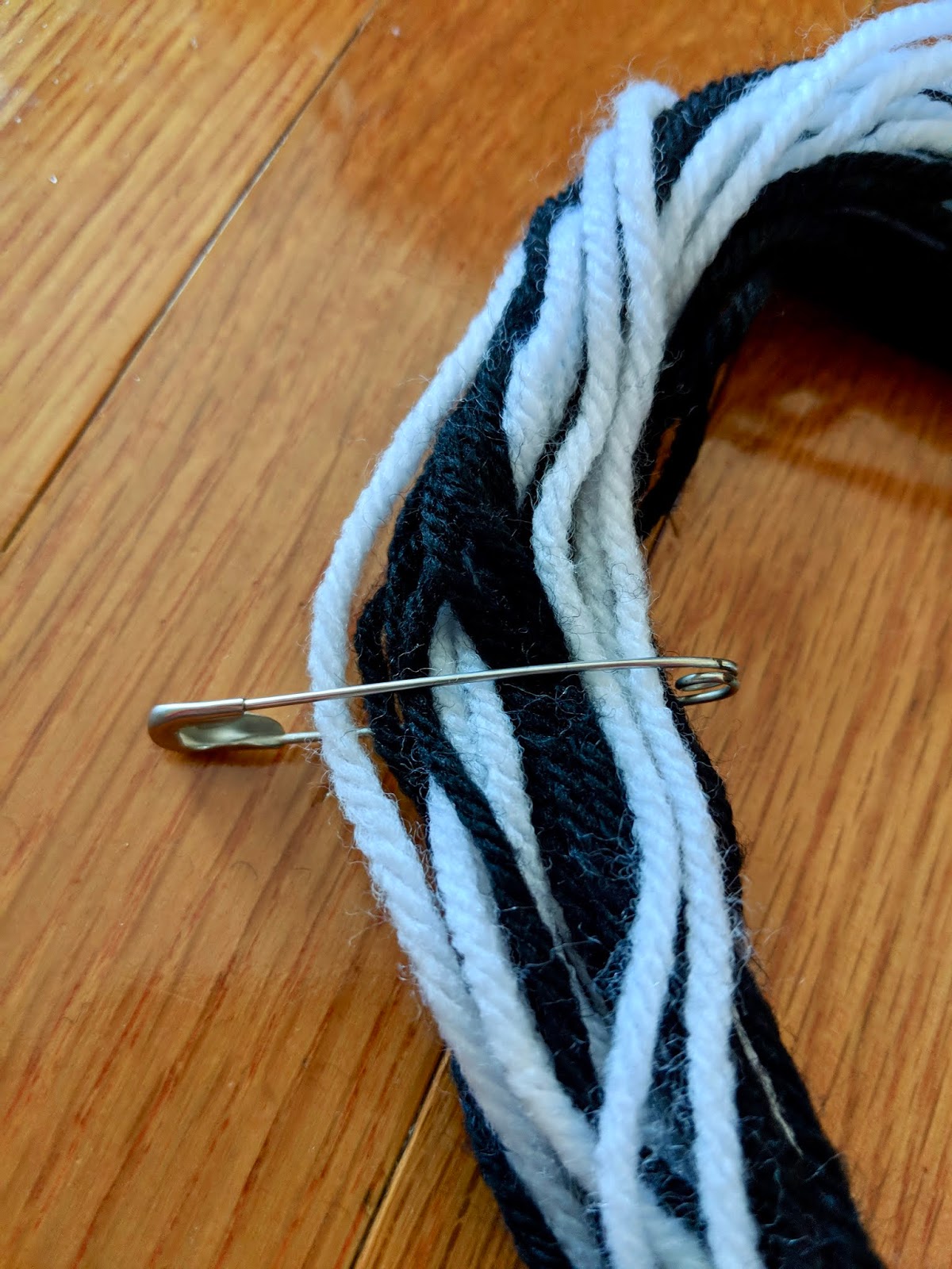 DIY Animal Tail Tutorial using Yarn