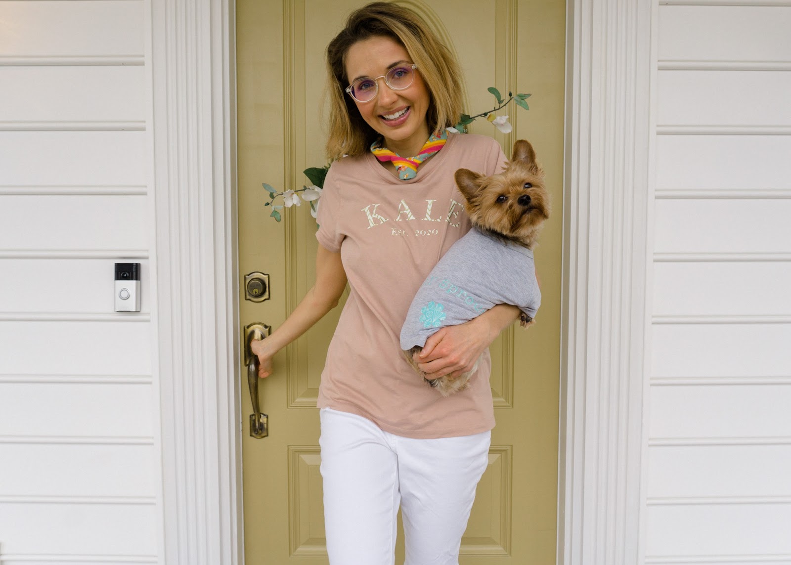 Cricut Made DIY Graphic Tee with Cricut EasyPress — The Yellow Spectacles