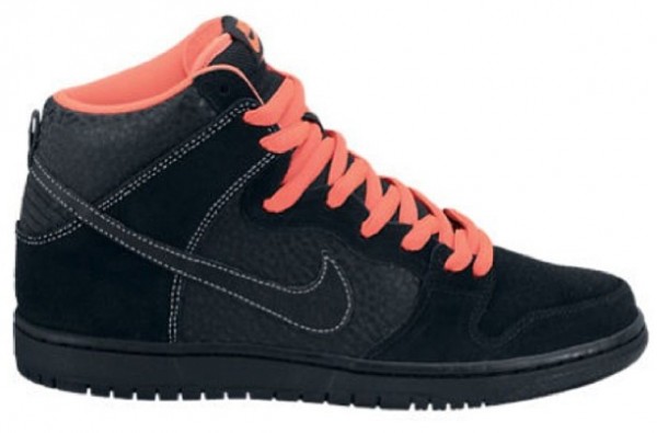 FollowTheKicks: Nike SB Dunk High 