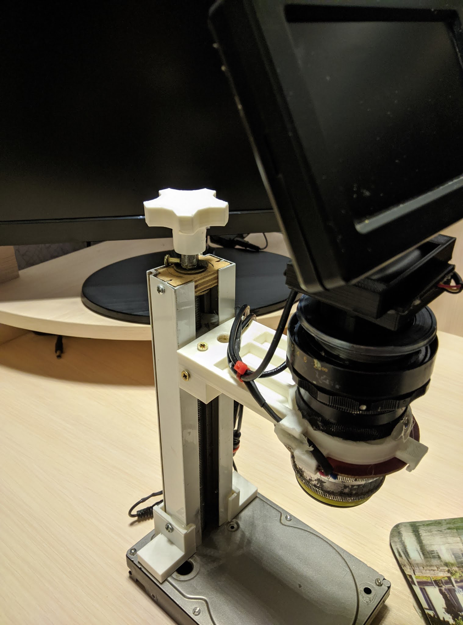 Самодельный микроскоп из вебкамеры