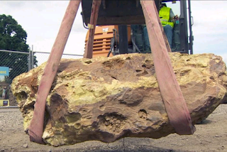 2,000-pound rare rock unearthed at Oregon construction site