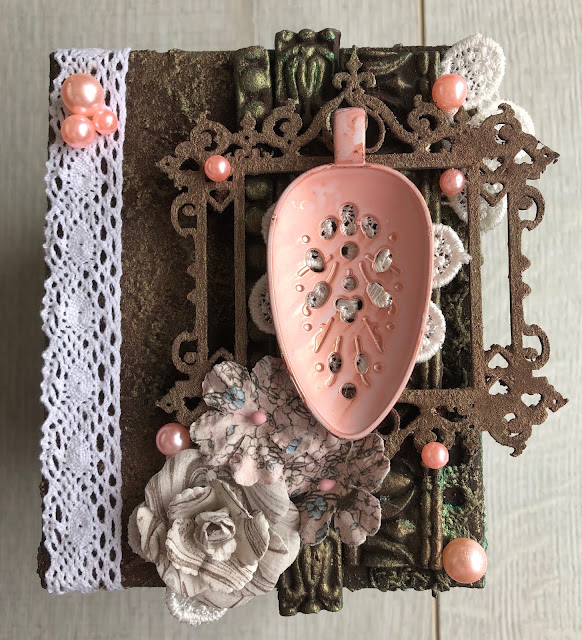 Gift Box by Suzanne Franin 1 fullsizeoutput 158d