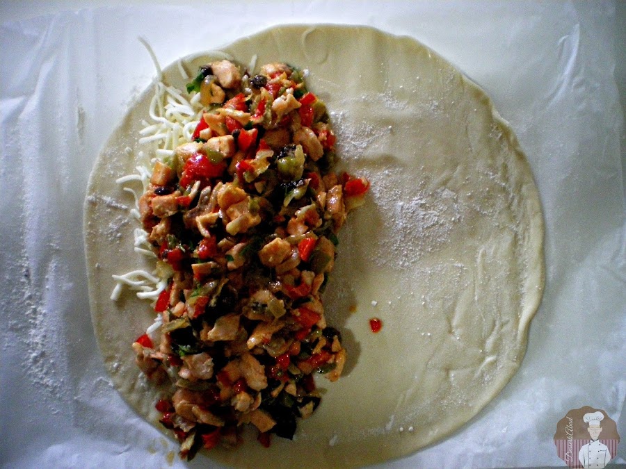 Calzone de salmon con verduras: Relleno con el sofrito