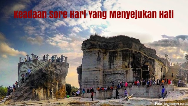 Potret Keindahan Tebing Breksi Dari Berbagai Sudut Potret Keindahan Tebing Breksi Dari Berbagai Sudut