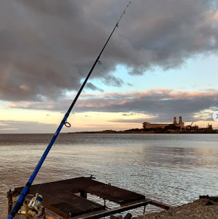 Pescar en la Costanera de Buenos Aires