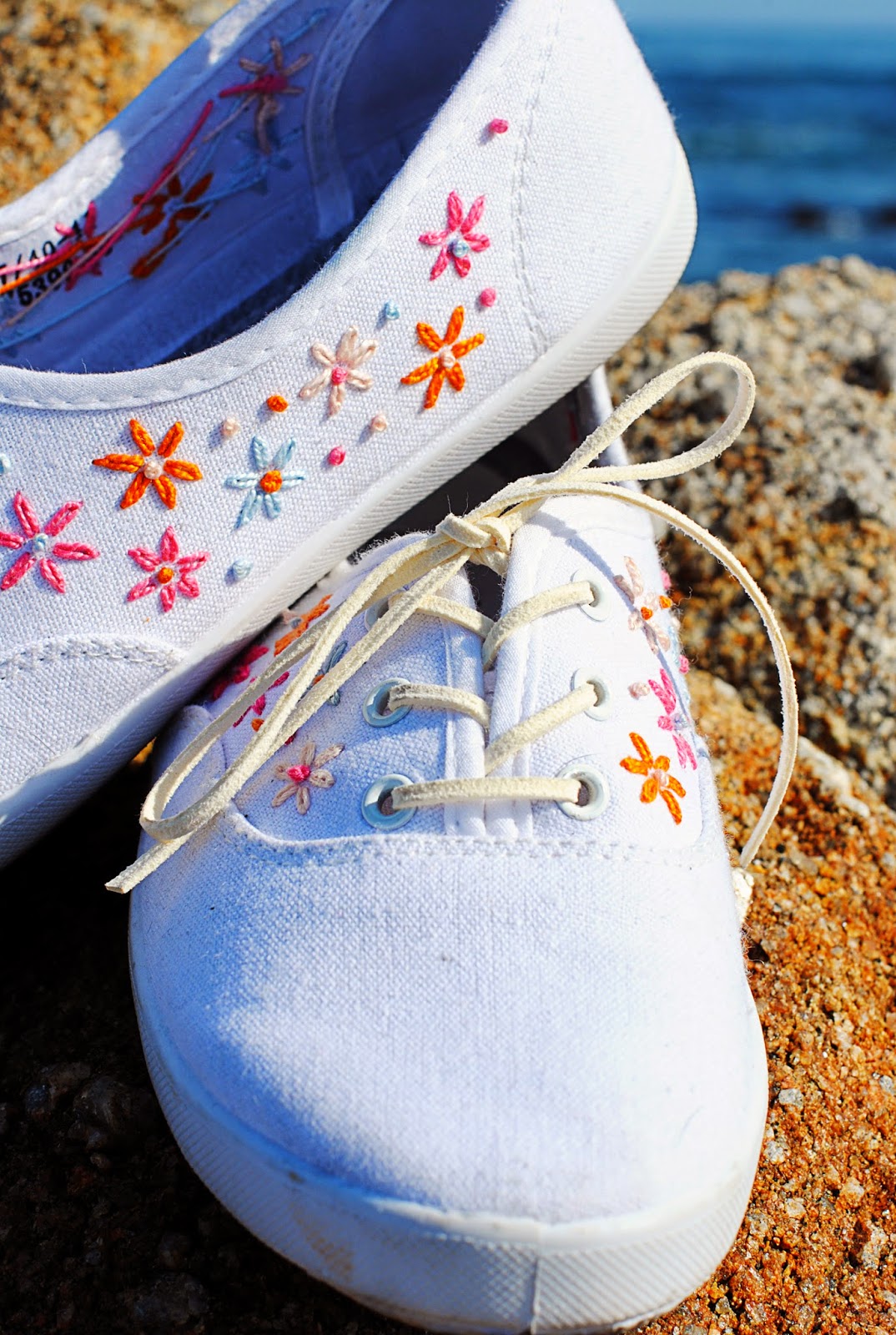 All Tangled Up DIY  EMBROIDERED CANVAS SHOES  BY THE SEA 