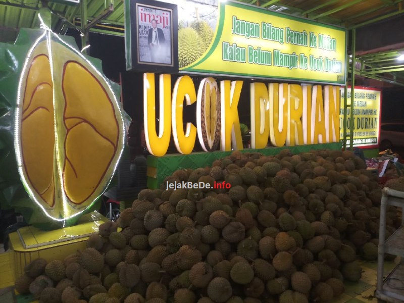 Wisata Kuliner Ke Kedai Ucok Durian Medan Jejak Hitam Putih Bede