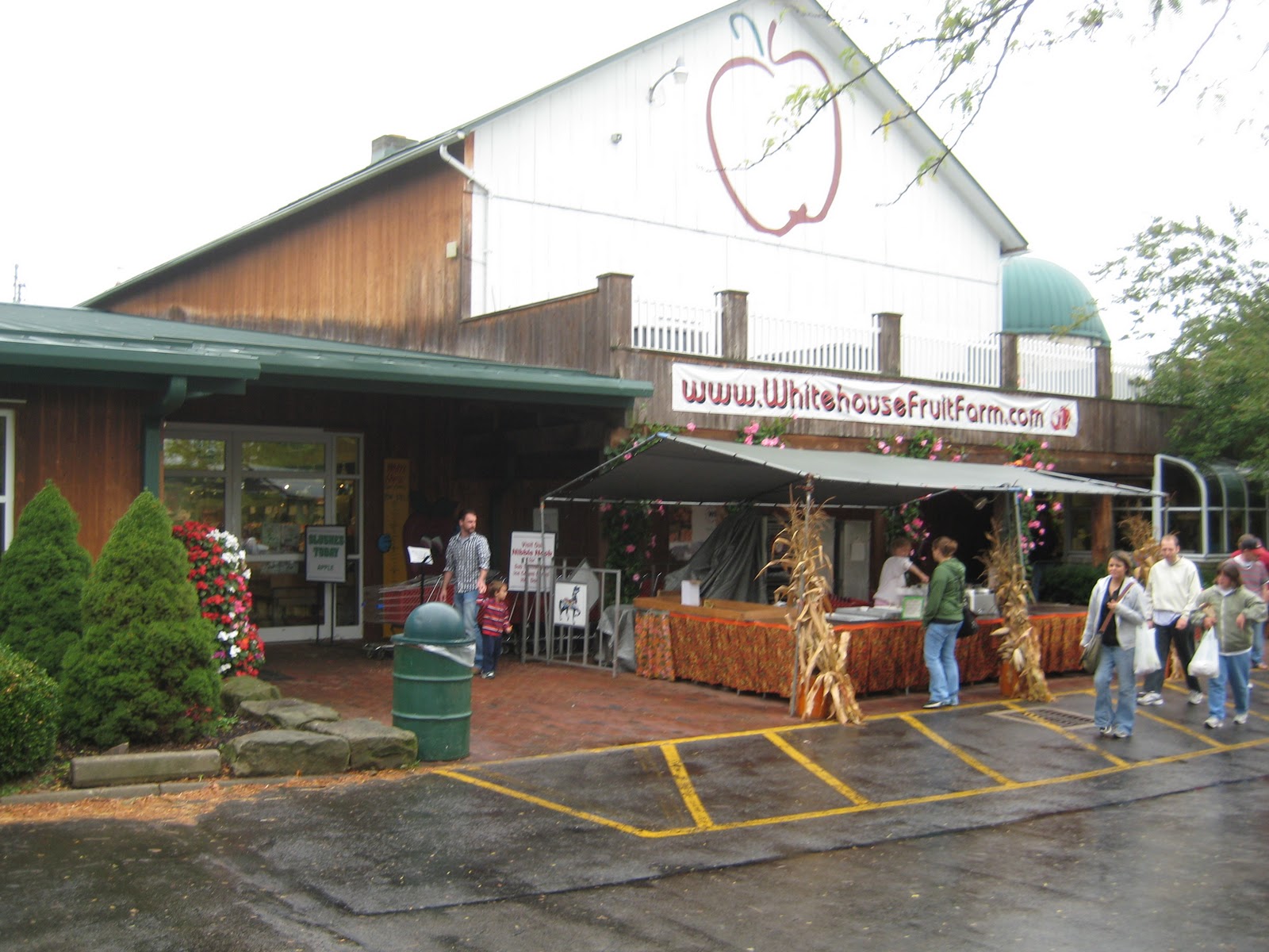 Do You Burn Toast White House Fruit Farm, Canfield, OH Yearly Fall Trip