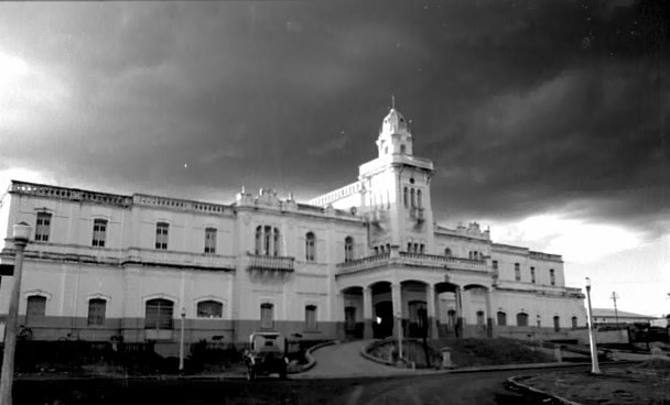 O CASO DOS IRMÃOS NAVES (NACIONAL/DVD-RIP) – 1967 FormatFactoryO%2BCaso%2Bdos%2BIrmaos%2BNaves%2B1967%2Bnacional.avi_snapshot_00.04.31.500