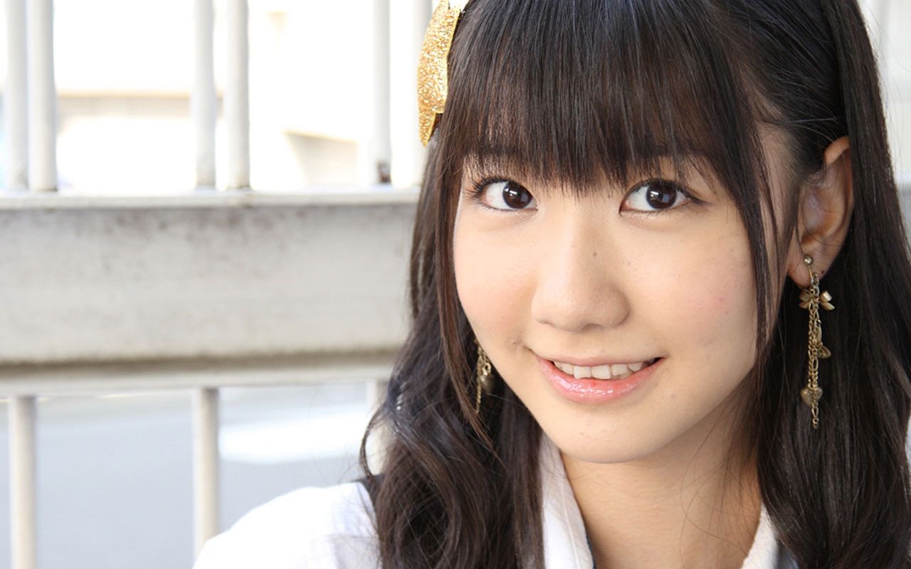 Contoh wallpaper sekarang Kashiwagi Yuki aka Yukirin -salah satu yang ter-m...