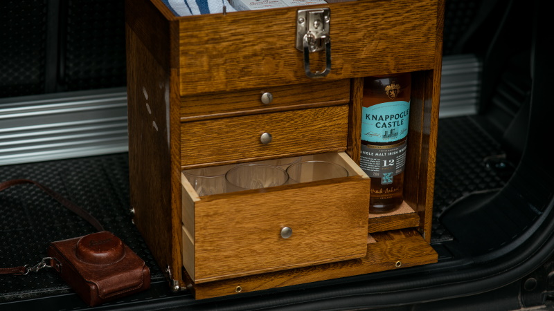 A Gentleman's Field Bar