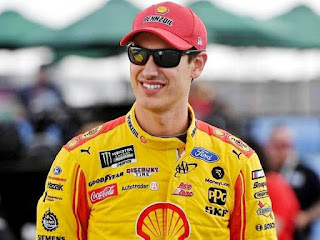 Joey Logano Height, Age, Wife, Biography, Wiki, Net Worth