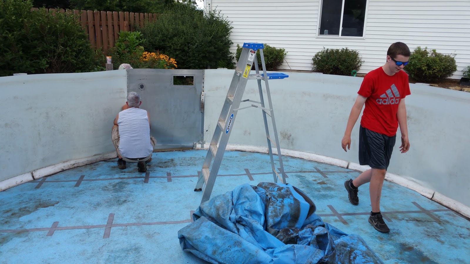 The Hayes Blog Step 2 dismantle old pool.