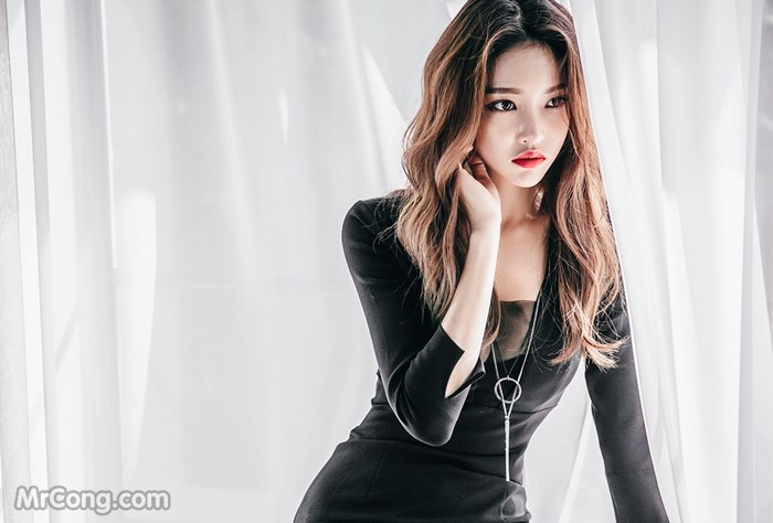 Model Park Jung Yoon in the November 2016 fashion photo series (514 photos) photo 3-0