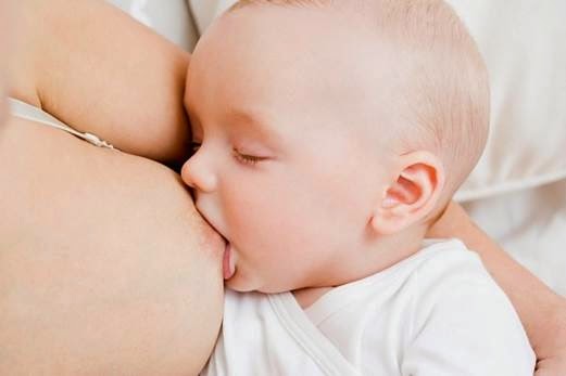 8 nguyên tắc dinh dưỡng cho trẻ sơ sinh mẹ không nên bỏ qua 1