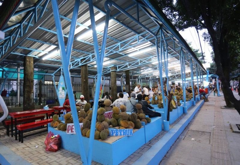 Berburu Jenis-Jenis Durian di Jakarta - Kuliner Indonesia