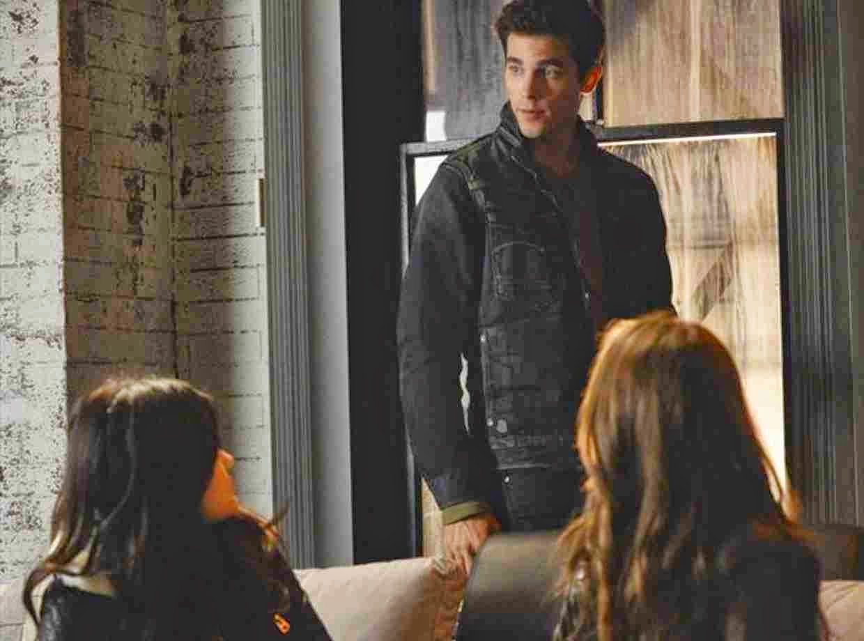 ಌ Capitulos de Pretty Little Liars y Ravenswood ಌChileಌ Pretty Little