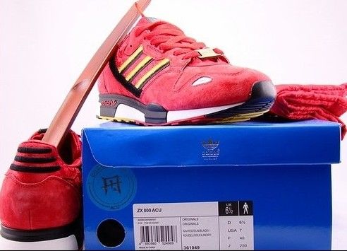 BELI KASUT: ADIDAS ZX800