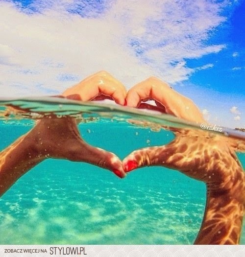صور قلوب حب قلوب باليد صور قلوب حب رومنسيه مداد الجليد