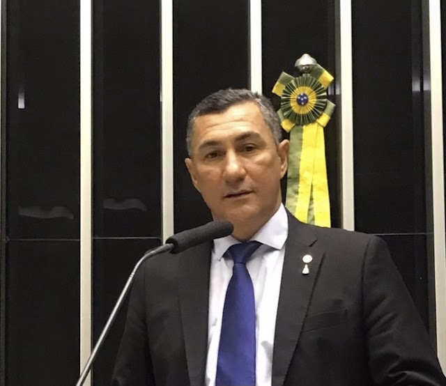 Deputado Federal Jesus Sérgio propõe um valor maior do Auxílio Brasil para moradores de municípios fronteiriços
