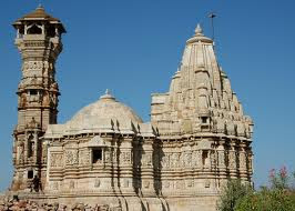 कीर्ति स्तंभ को नुकसान