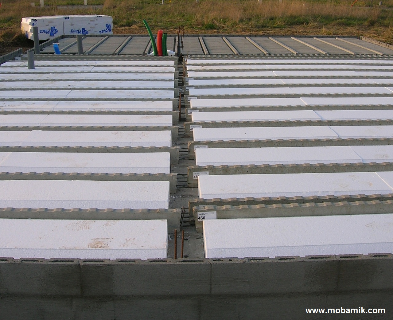 Plancher poutrelles et hourdis isolants