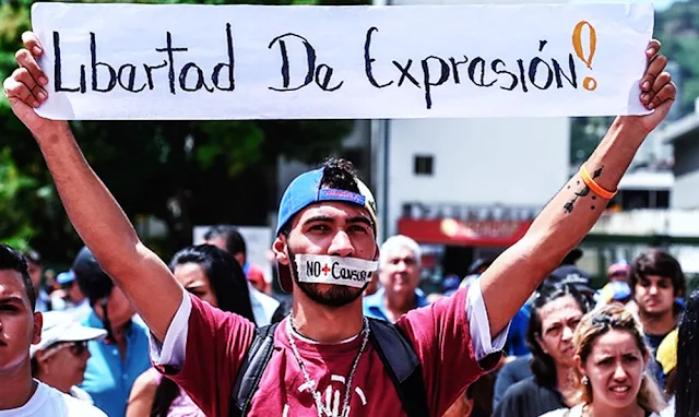 Venezuela: Periodistas denuncian arremetida contra libertad de expresión