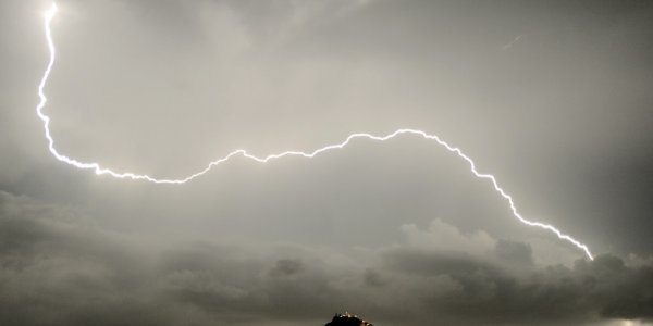 Τραγωδία! Νεκρός από κεραυνό 37χρονος 