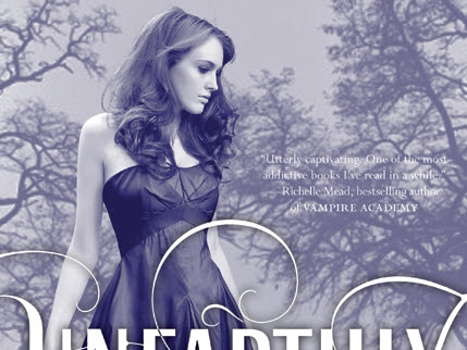 Series Review: Unearthly by Cynthia Hand