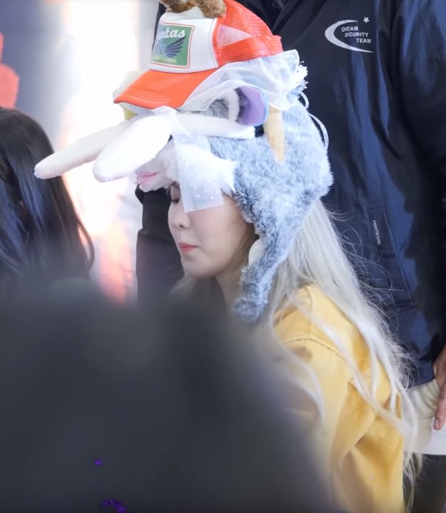 팬들이 준 선물 다 써주고 싶었던 레드벨벳 웬디의 선택.jpgif | 인스티즈