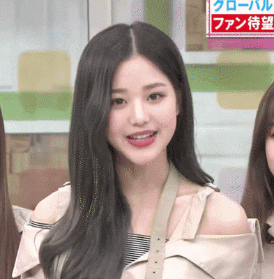 장원영이 무대 밖에서 가장 예뻤던 날