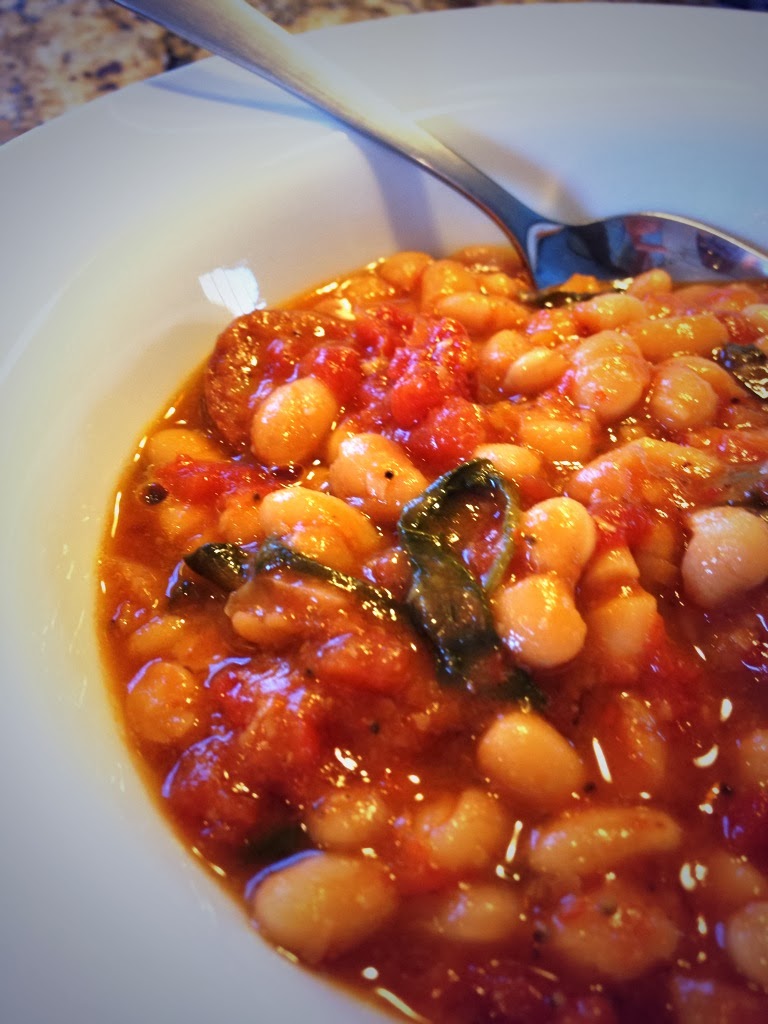 The Healthy Hausfrau: {Recipe} easy slow-cooker white bean & sausage ...