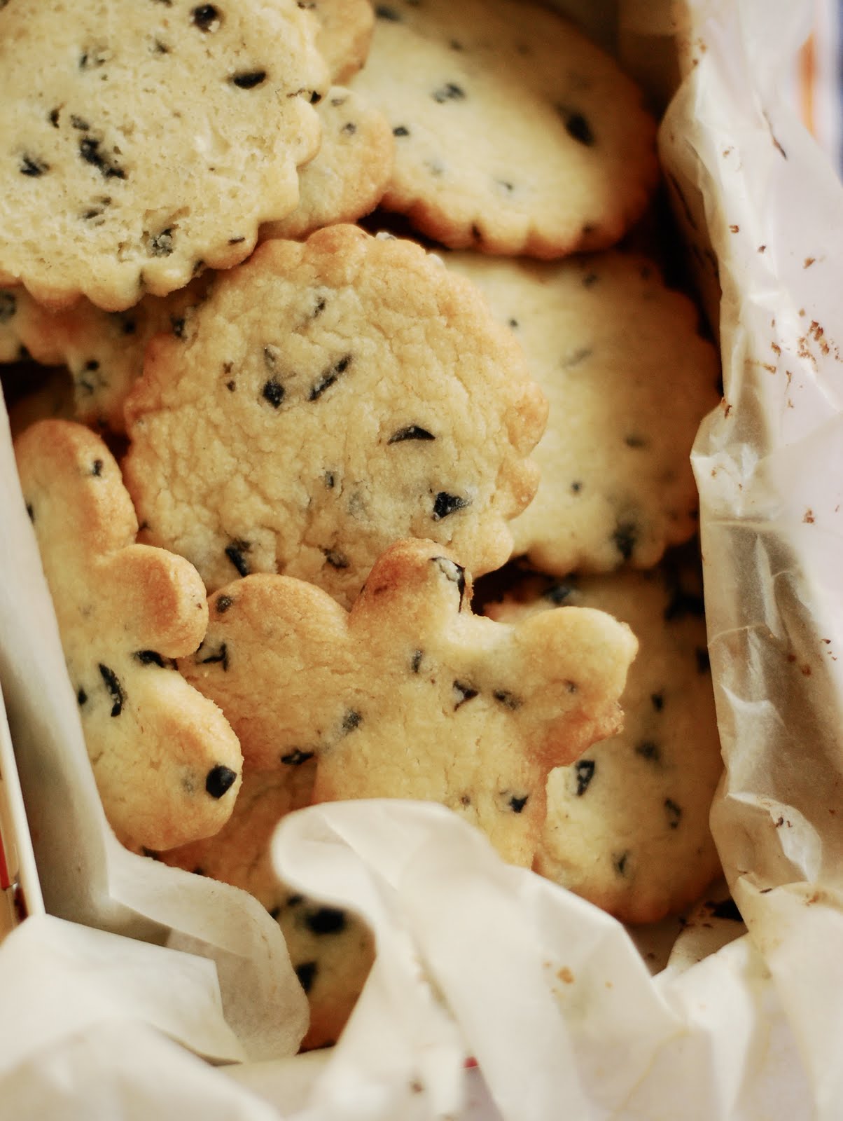 nodesserts Salty, Sweet Olive Cookies