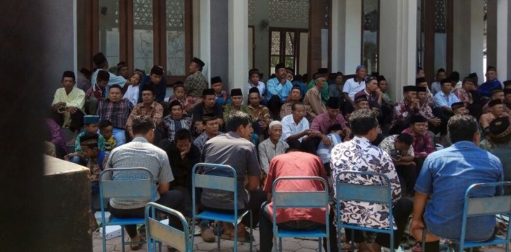 Mulai Berkiprah, PASHMINA NASYIAH Trenggalek Gelar Pengobatan Gratis