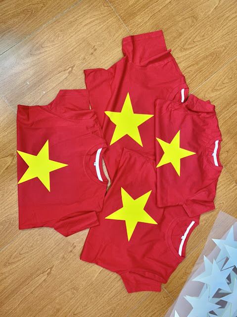 Áo cờ đỏ sao vàng cho bé ở Hà Tĩnh