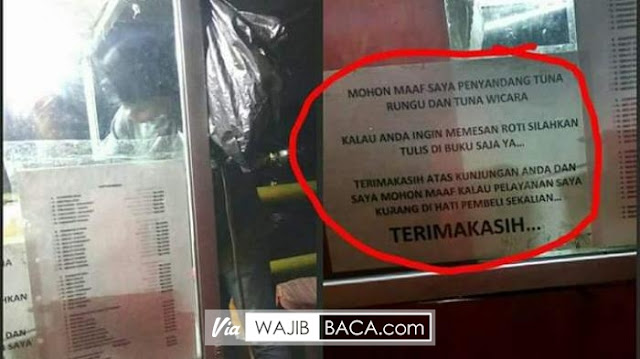 Penjual Roti Bakar Ini Menulis Sebuah Pesan yang Bikin Terenyuh dan Menyesakan Dada Setiap Pembeli yang Datang