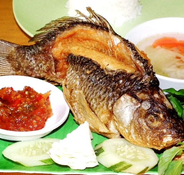 Resep Ikan Mas Goreng Garing Renyah Sederhana