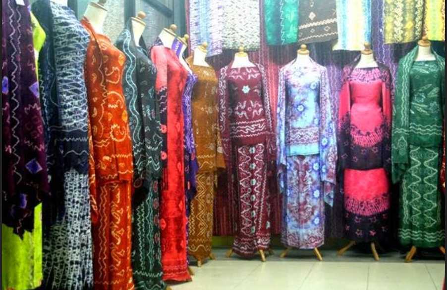 Indahnya Model  Baju  Kerja Batik Sasirangan  khas Banjarmasin