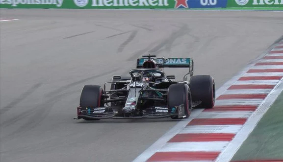 Lewis Hamilton conquista la pole del gran premio di Russia 2020