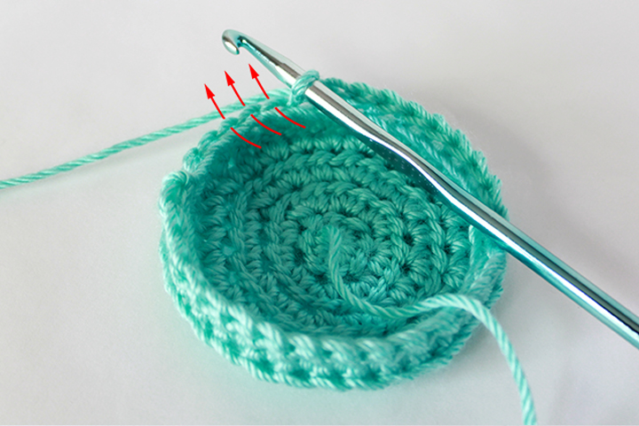 Back loop only crochet placement | The Inspired Wren