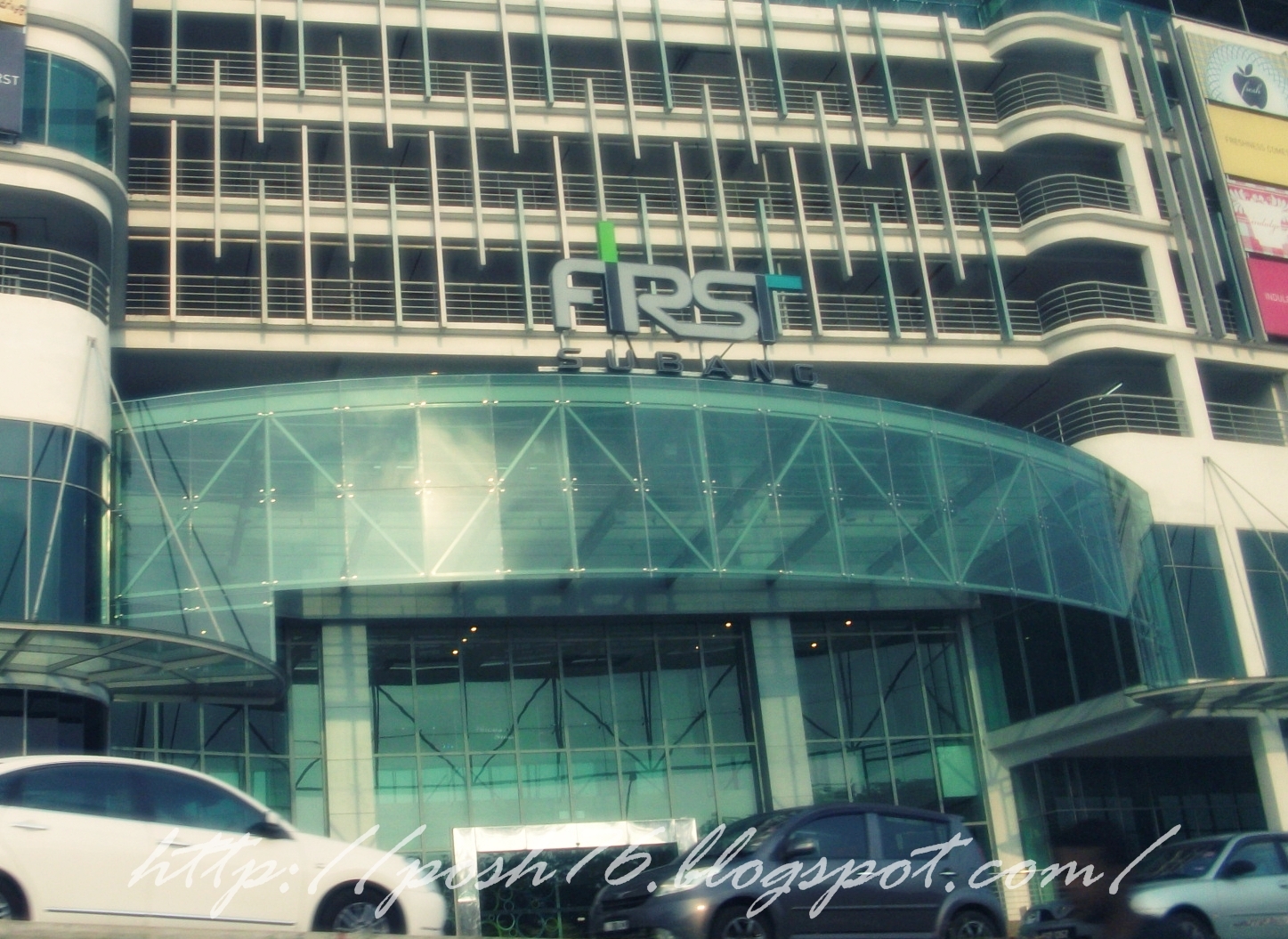 LUV OF MY LIFE Loud Speaker Karaoke First Subang!!!!!!