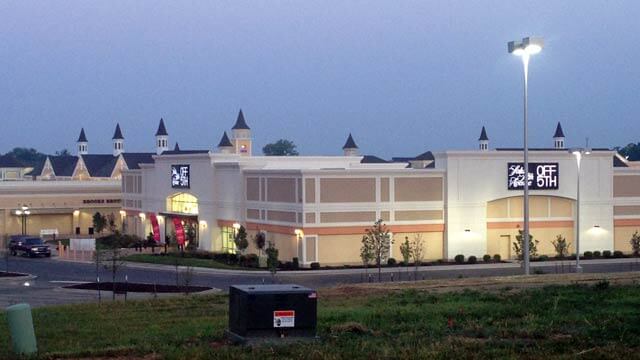 Search form 2 new stores coming to Simpsonville outlet mall in late May Representatives of The Outlet Shoppes of the Bluegrass say these two new stores will add to the mall's