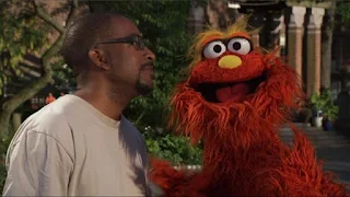 Sesame Street Episode 4306 The Letter G Song, Murray What's the Word on the Street Grimace