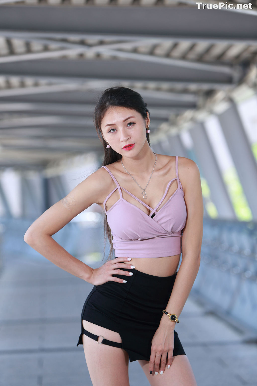 Image Taiwanese Model – Lola (雪岑) - Charming and Attractive Long Legs Girl - TruePic.net - Picture-35