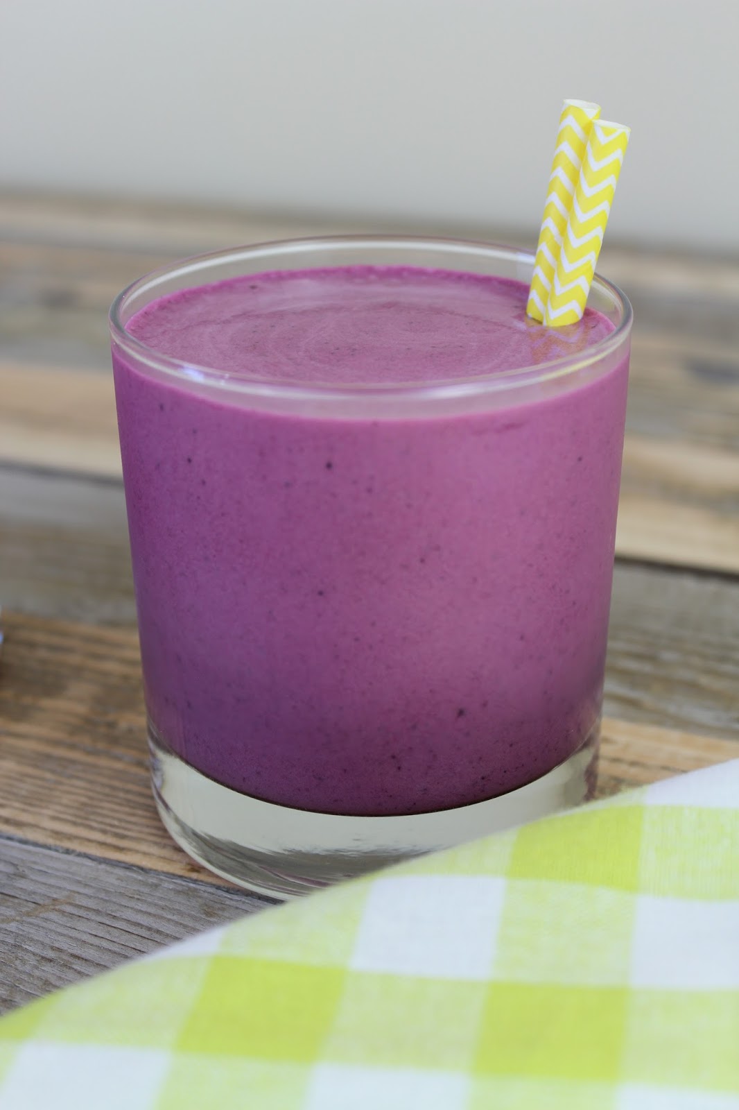 FitViews Very Berry Beet Protein Power Smoothie