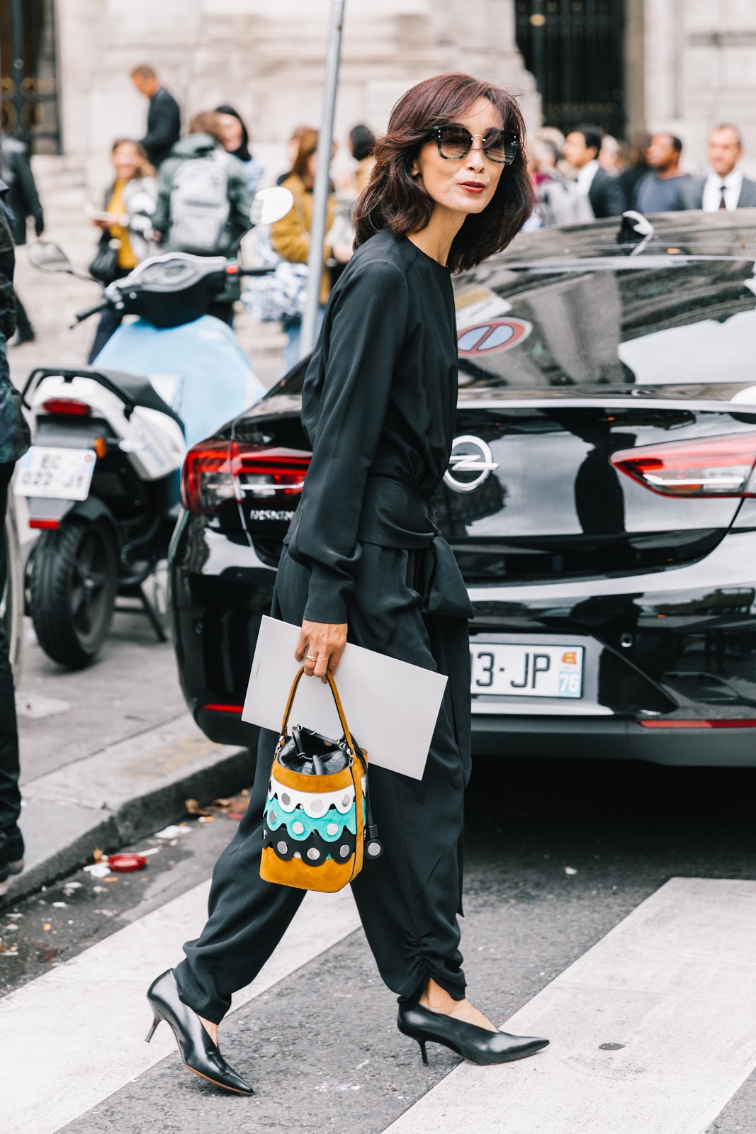 Street Style : PFW Spring/Summer 2018 by Collage Vintage | Cool Chic ...