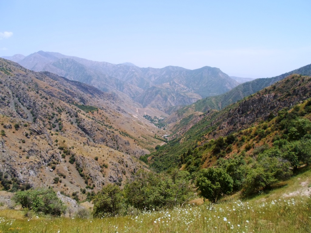 Горы варзоба