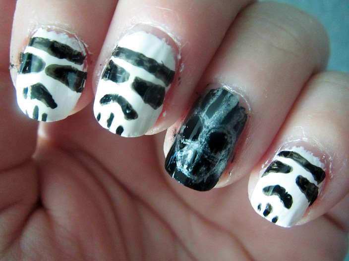 Star Wars Nail Art: 10 Epic Designs to Show Your Love for the Force - wide 1