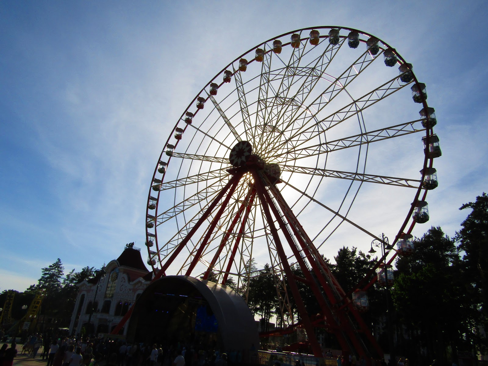 Фото в парке горького харьков Фото в парке горького харьков